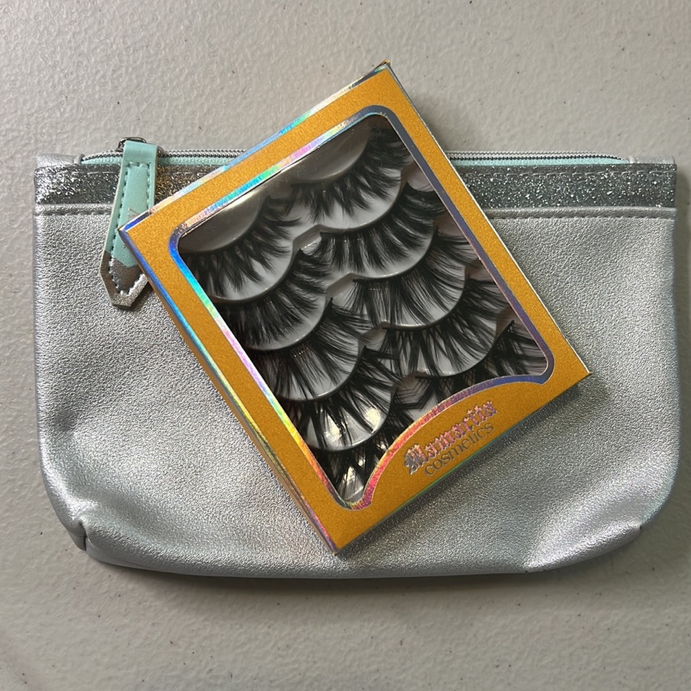 Lashes- 5 pairs